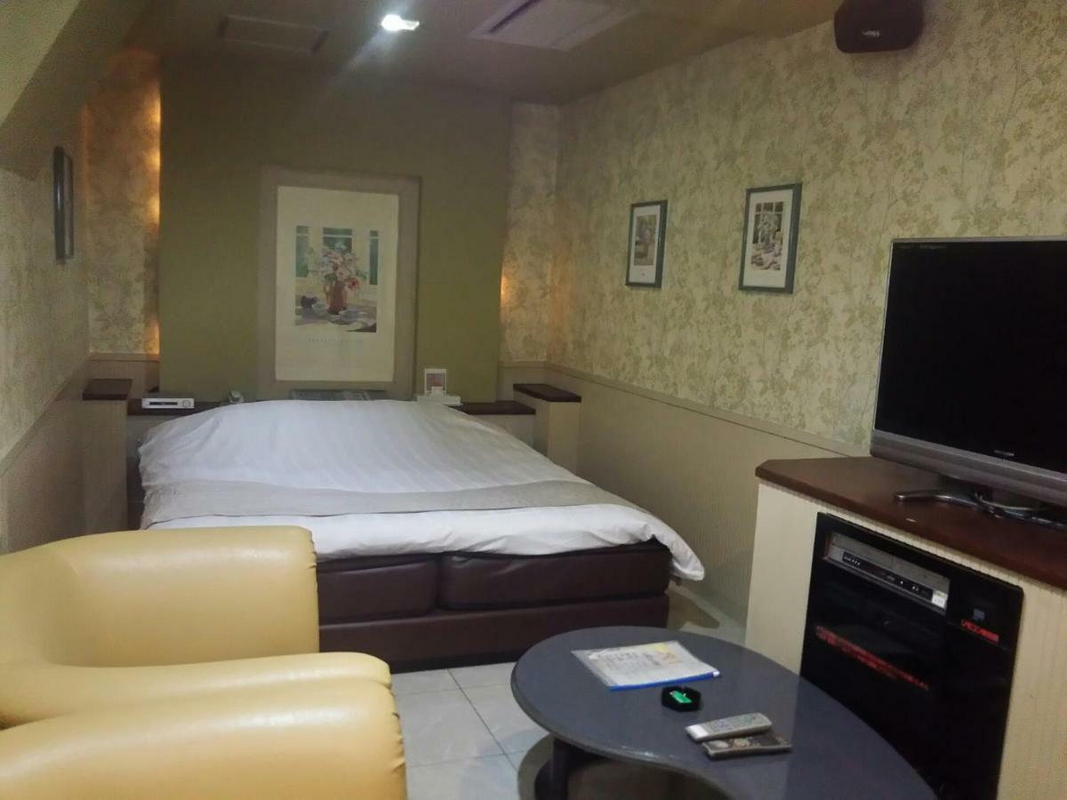 Hotel Sting (Adults Only) Tokyo prefektur Exteriör bild